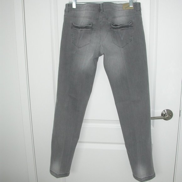 Grey Distressed Denim Blanco Jeans - Picture 4 of 6